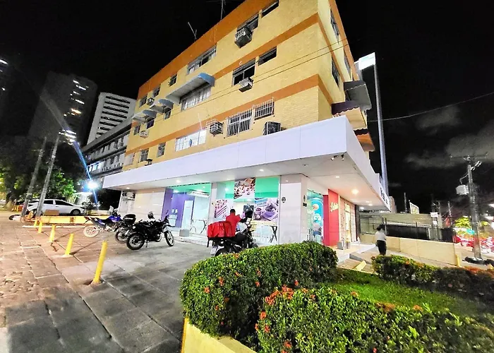 Apartamento Boa Viagem 2Quartos Climatizados Mobiliado A 2 Min Da Praia