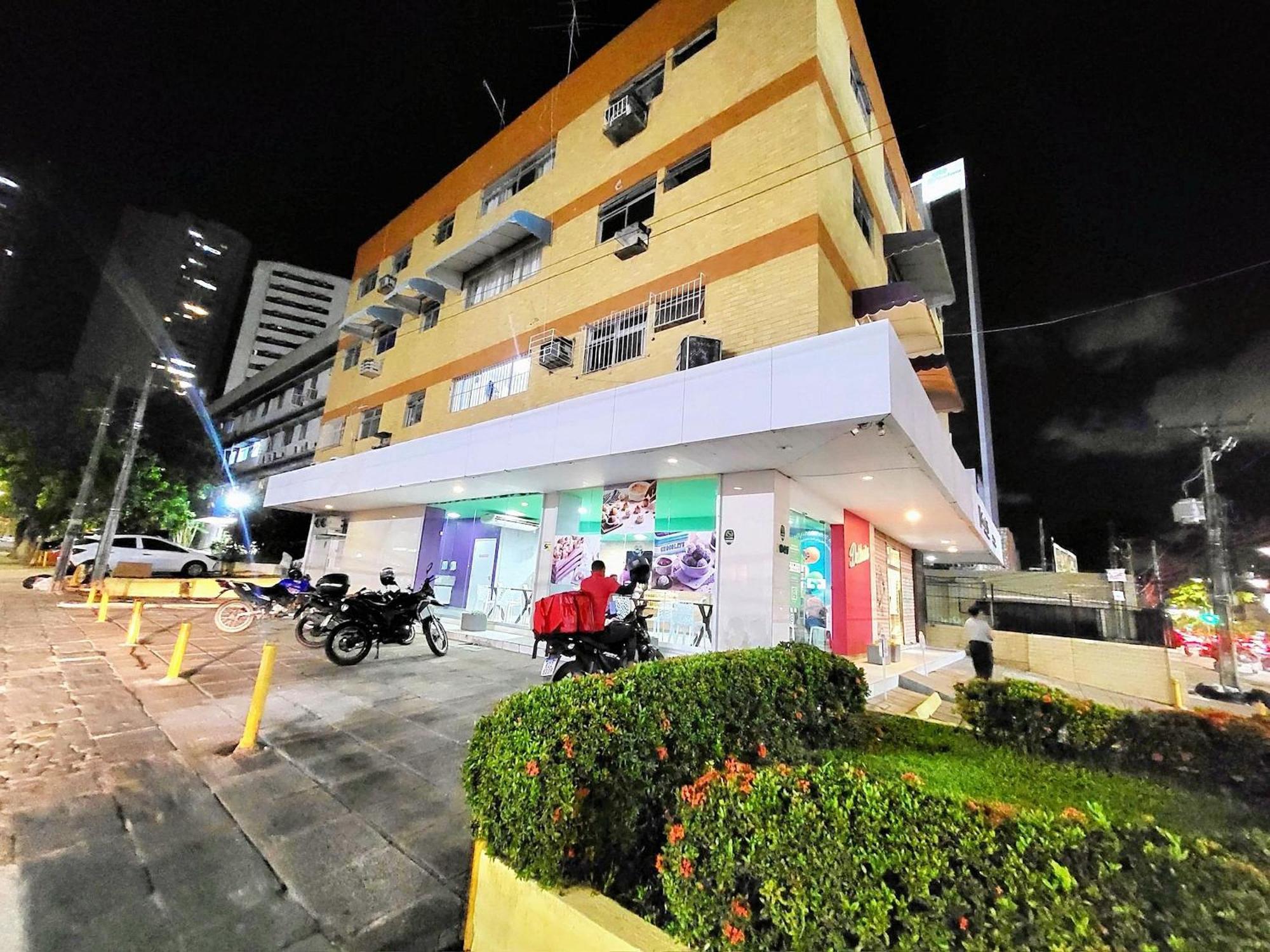 Apartment Boa Viagem 2quartos Climatizados Mobiliado A 2 Min Da Recife